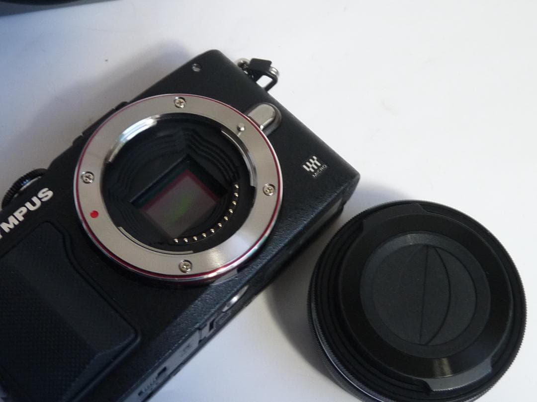 OLYMPUS E-PL6 Zuico14-42mm ミラーレス 手振れ補正不可 - メルカリ