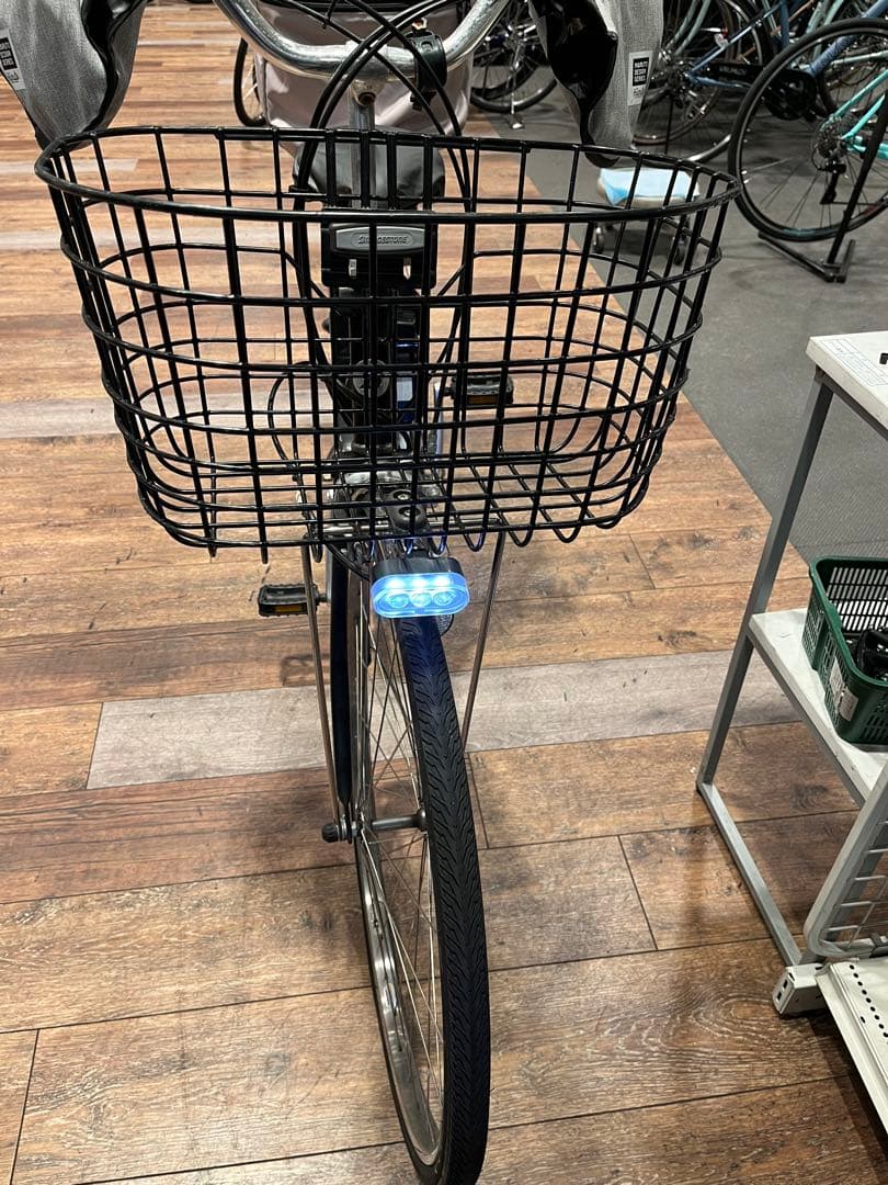 22年4月購入 横浜駅 ブリヂストン 電動アシスト自転車 黒 アシスタU DX