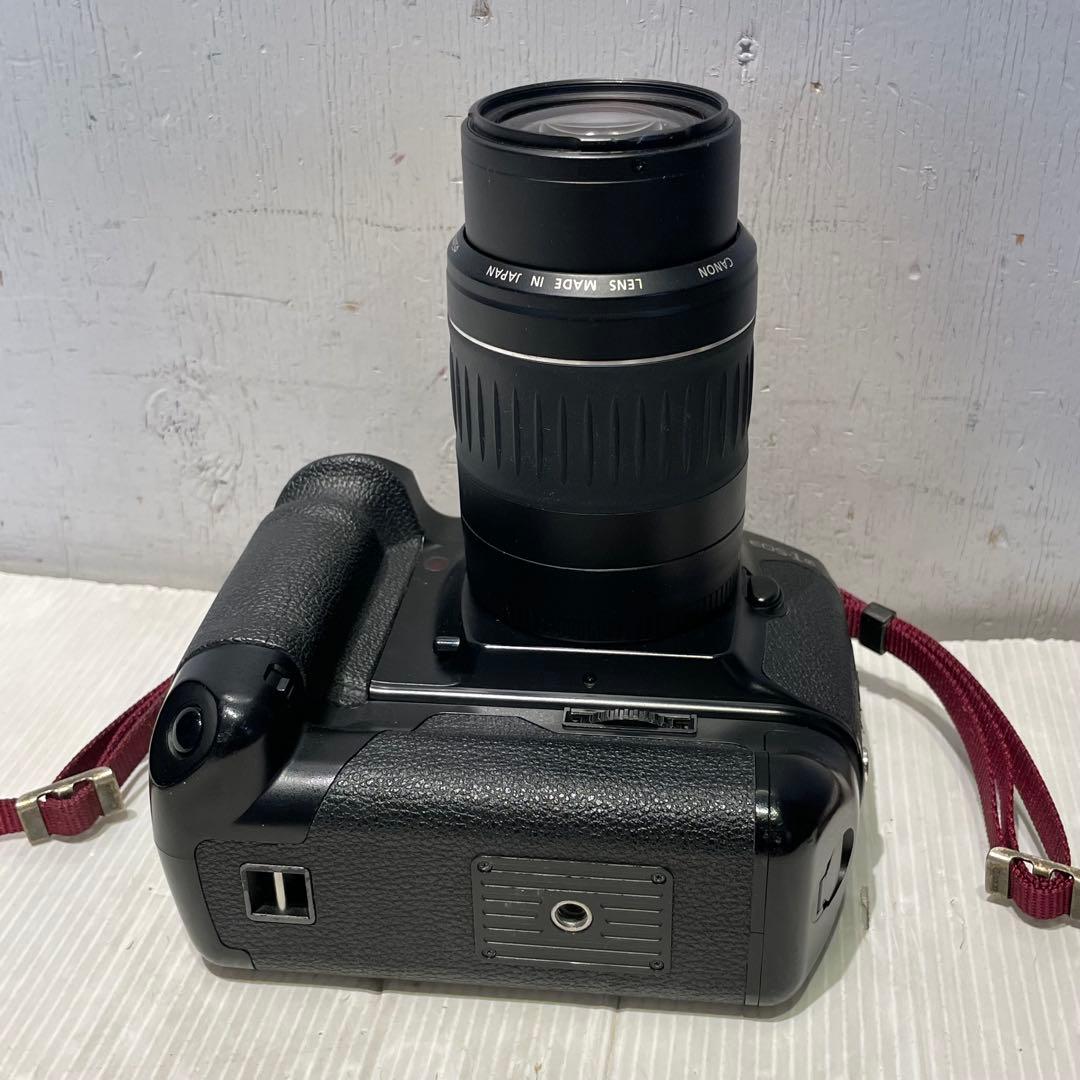 【Canon/キャノン】一眼レフ　55-200mm f/4.5-5.6 II