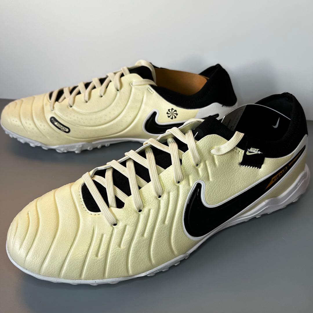 【新品未使用】ナイキ レジェンド 10 PRO TF DV4336 26.0cm