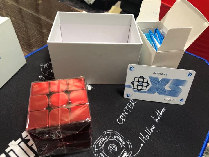 GAN 356XSM llic「電気メッキ」赤色 ルービックキューブ