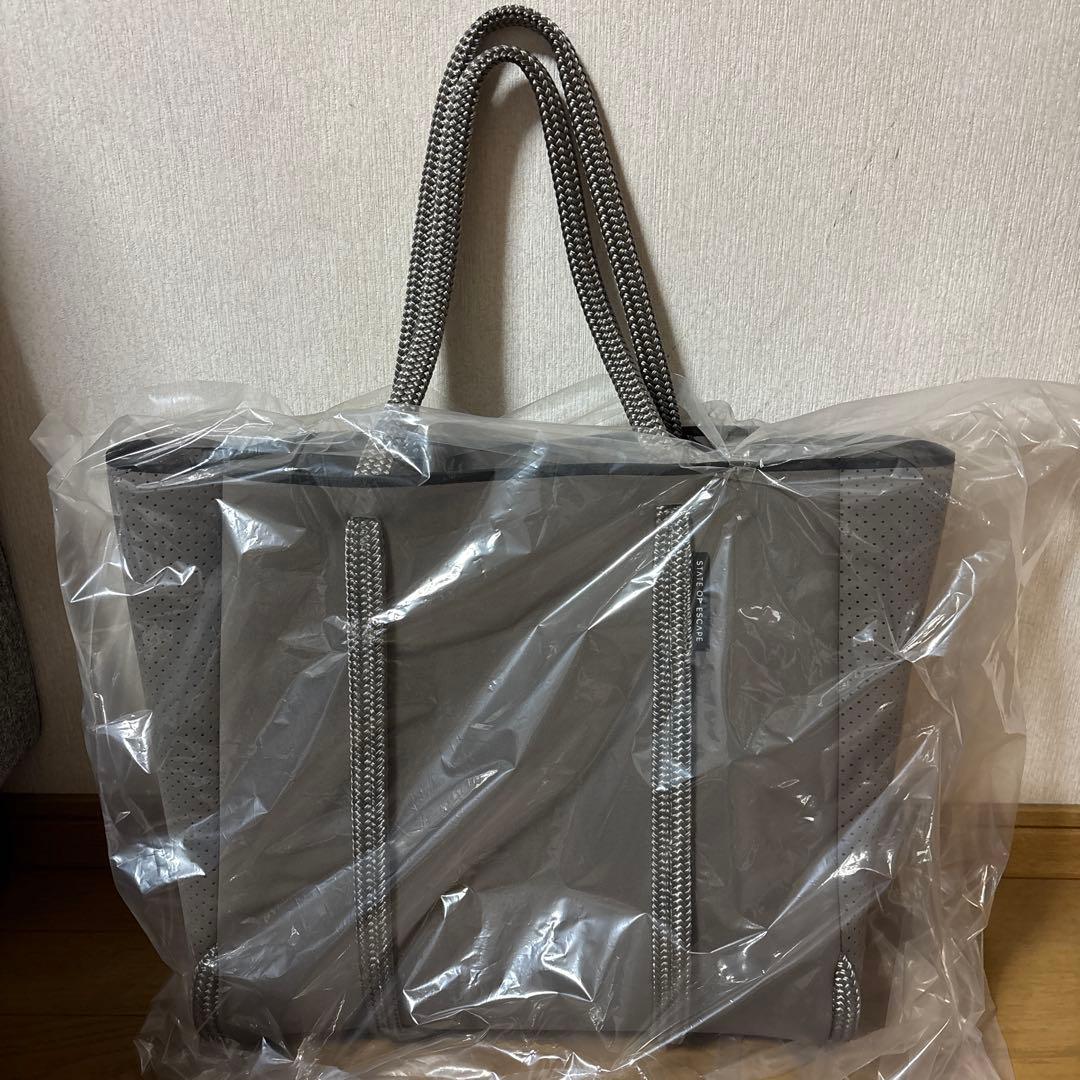 最終お値下げステイトオブエスケープ　　　　　　　　　サテライトシティトートバッグ STATE OF ESCAPE ステイトオブエスケープ Satellite City ネオプレン