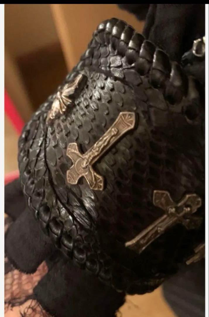 hyde着 ゴールドレザー hydeバングル if ラルク - メルカリ