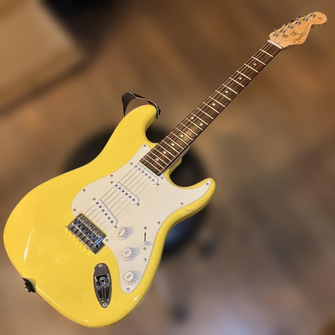 ストラトキャスター・イエロー(コンフォート) Fender Player II Stratocaster Hialeah Yellow エレキギター ストラト