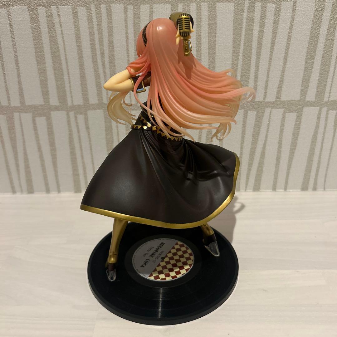 巡音ルカ 1/7スケールフィギュア Tony ver.