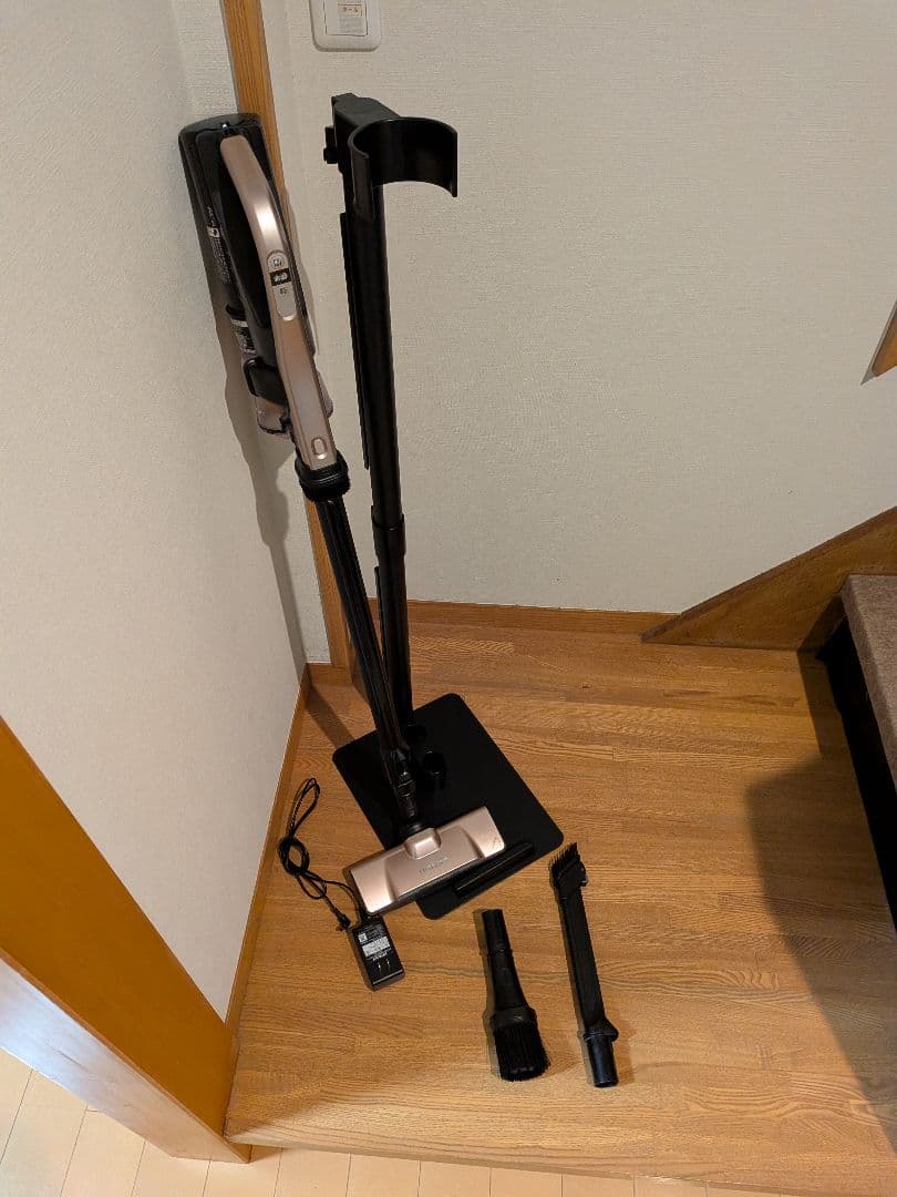 良品】日立 スティッククリーナー PV-BHL3000J - メルカリ