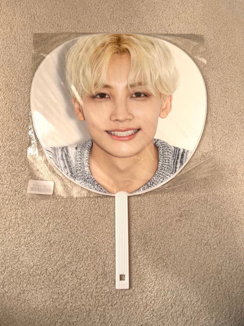 SEVENTEEN ジョンハン うちわ DE - メルカリ