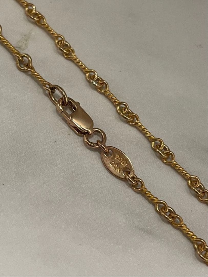 22k 8.6g ツイストチェーン 20インチ 50センチ 22金　無垢