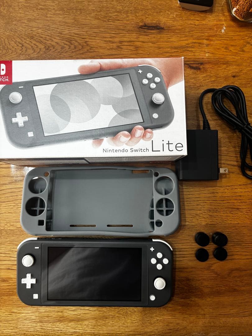 ニンテンドースイッチライト　本体 Nintendo Switch 【新品】 任天堂 ニンテンドースイッチ ライト Lite