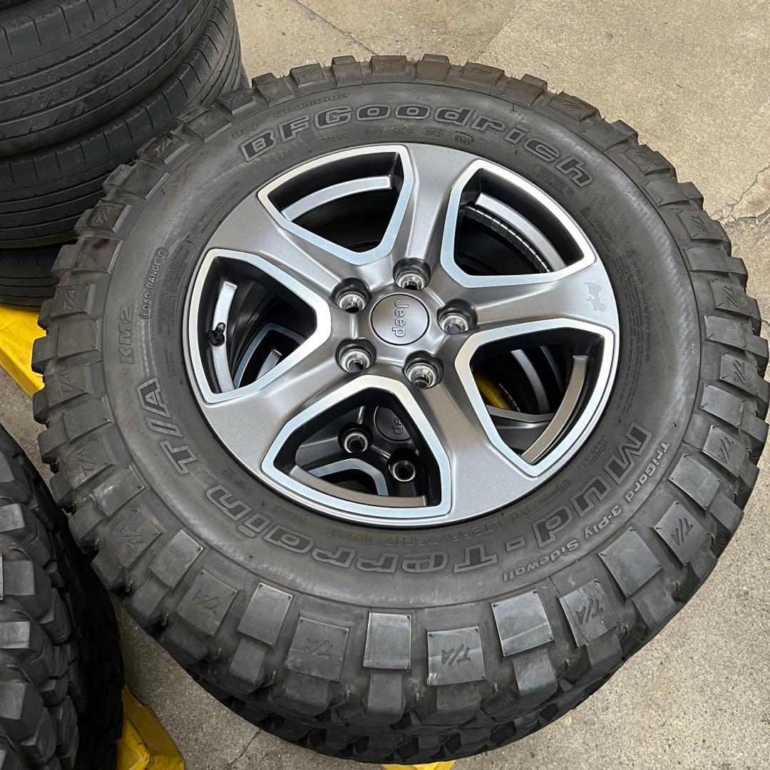 JeepラングラーJL ルビコン純正タイヤ純正スポーツホイールセット 美品