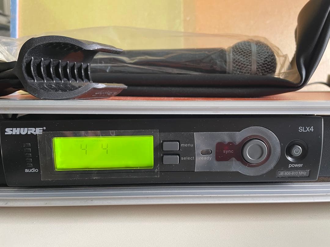 SHURE SLX4 -SM 58 ワイヤレスマイクセット ラックおまけ