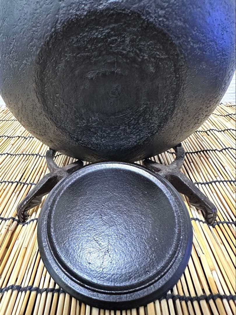 未使用品、タグ付 南部耕雲堂名人雅泉造 20型アラレ 南部鉄瓶 南部