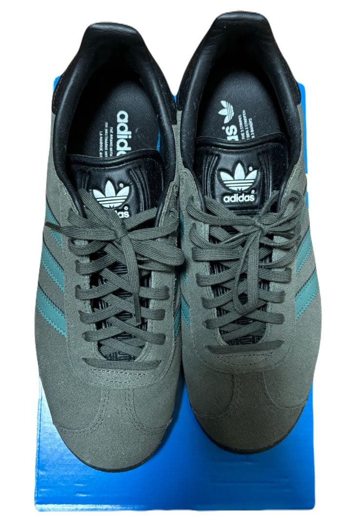 adidas グレー スニーカー　ガゼル adidas GAZELLE PUTTY GREY アディダス ガゼル スニーカー