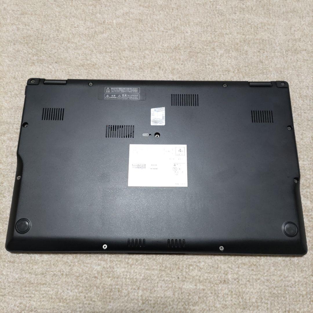 第11世代 富士通 LIFEBOOK U9311/F i5 液晶枠に破損ヒビあり-大阪の