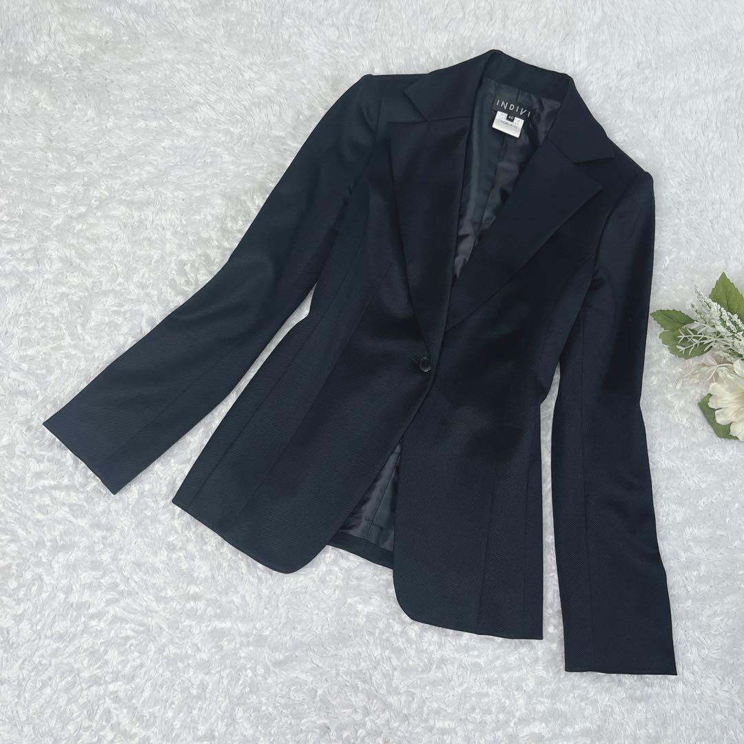 美品✨インディヴィ INDIVI パンツスーツ ウール高混率 セミフレア 黒