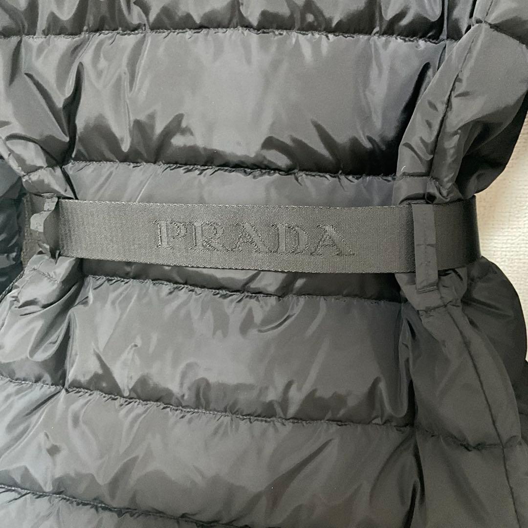 PRADA 290364 ブラック ダウンジャケット 42 美品ベルト付 - メルカリ