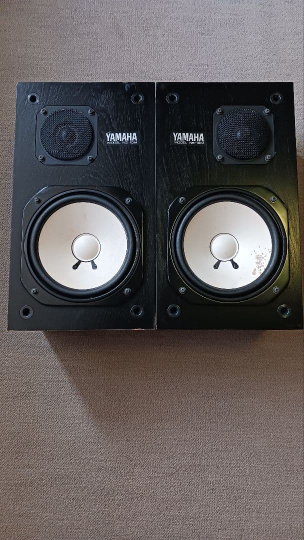 Yamaha ns-10m スタジオモニタースピーカー Yamaha NS-10mの凄さを詳しく解説します（持ってないと損する）│maustopia