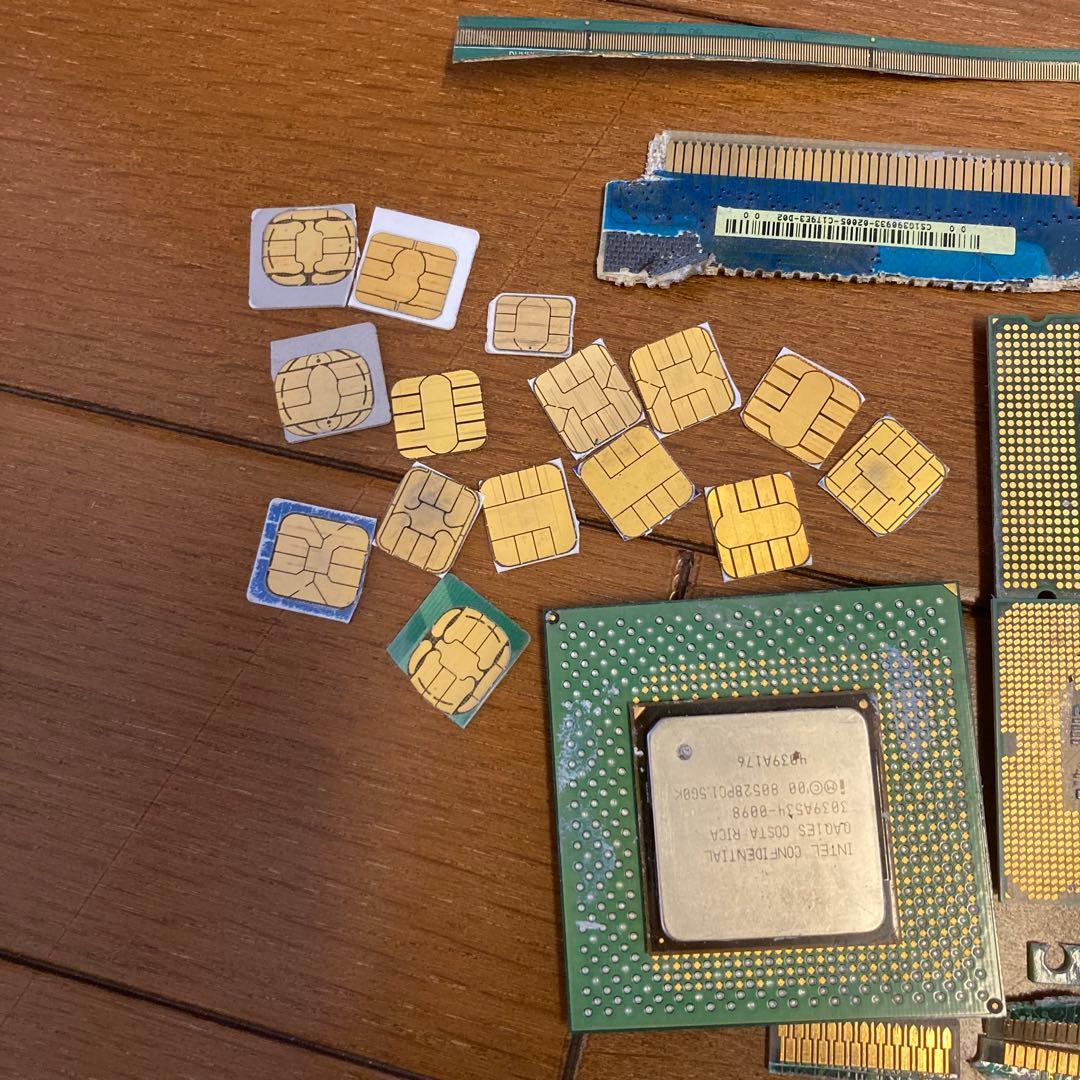 都市鉱山 金メッキPC133メモリとCPUのセット ジャンク - メルカリ