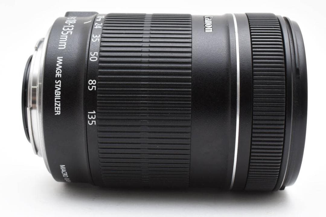 レンズ(ズーム) Canon EF-S 18-135mm F3.5-5.6 IS AA3195