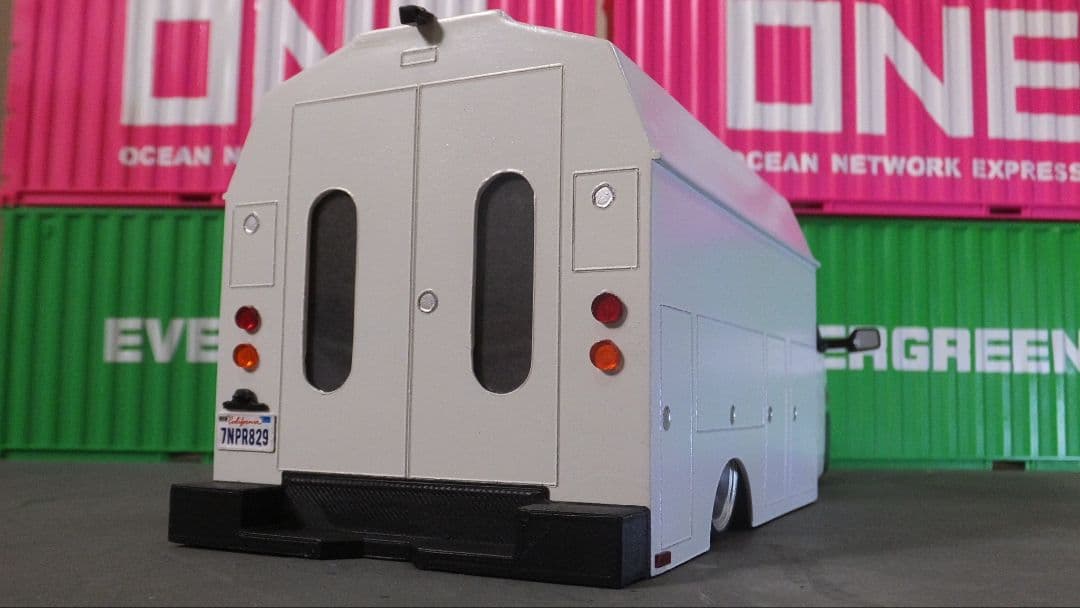 1/24 200系　ハイエース　KUV 仮想USDM 北米仕様　JDM