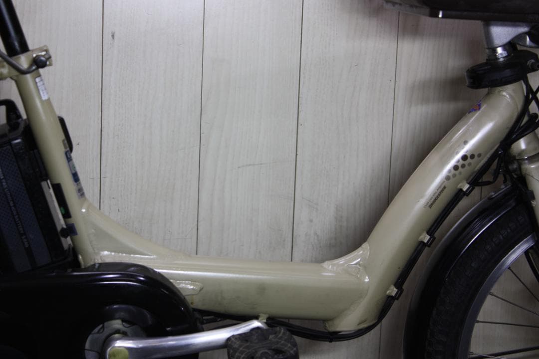 ブリヂストンアンジェリーノプティット e A20L36 8.7AH クリーム色