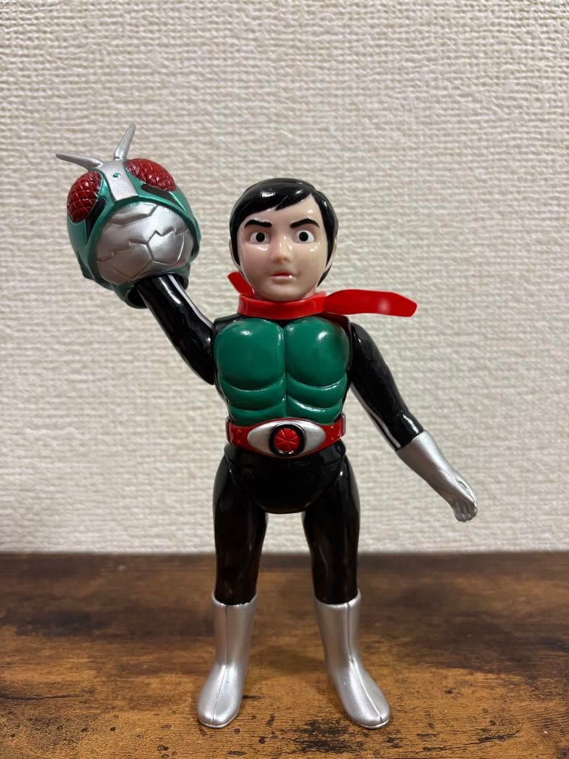 メディコムトイ 東映レトロソフビコレクションM 仮面ライダー新1号(面取れ)