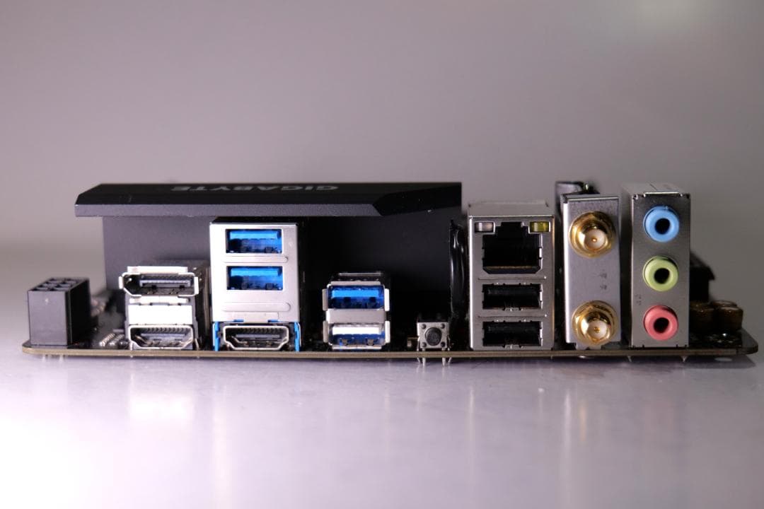 中古 GIGABYTE A520I AC Rev1.0 ITXマザボ WiFi - メルカリ