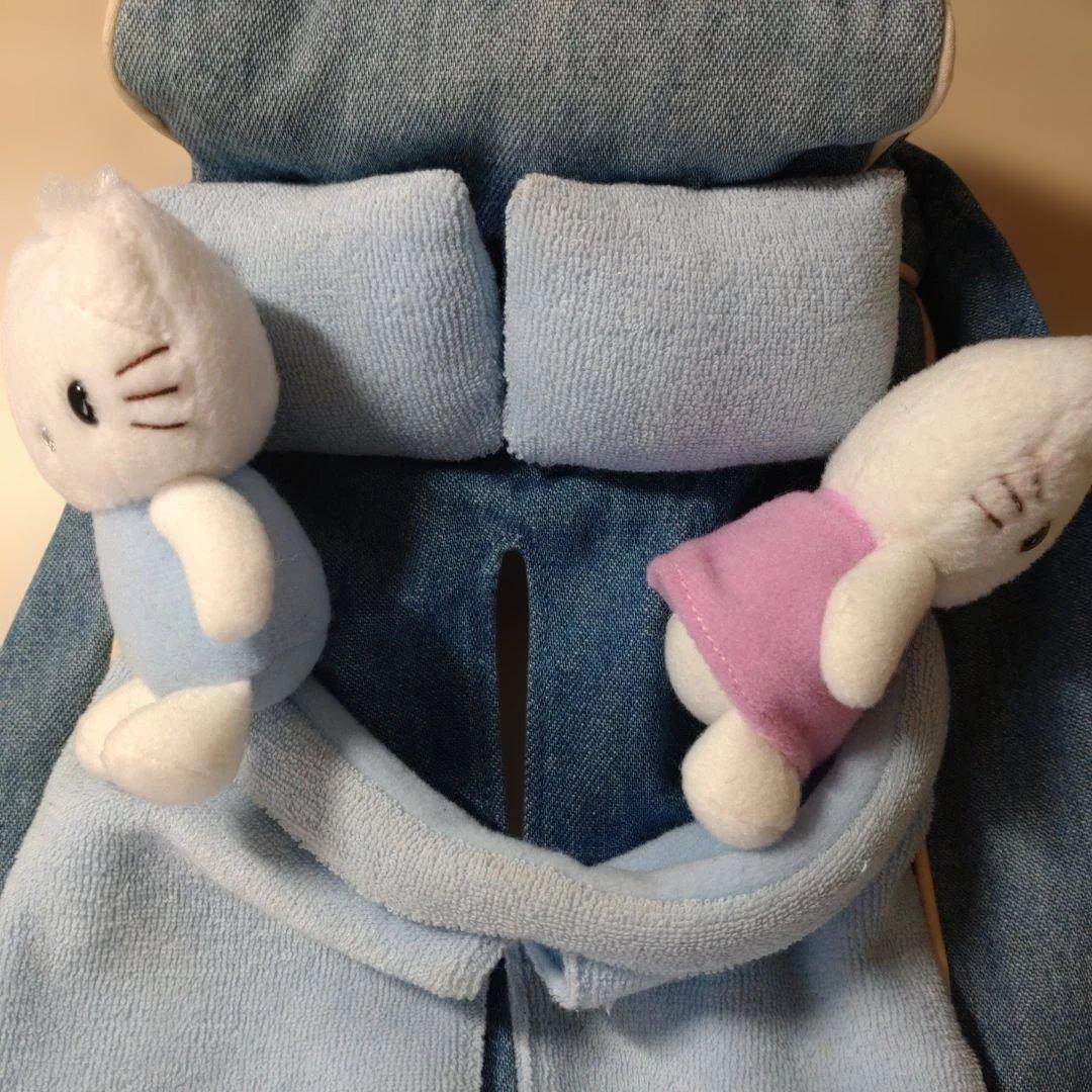 ハローキティ　マスコット付きティッシュカバー　Vivitix