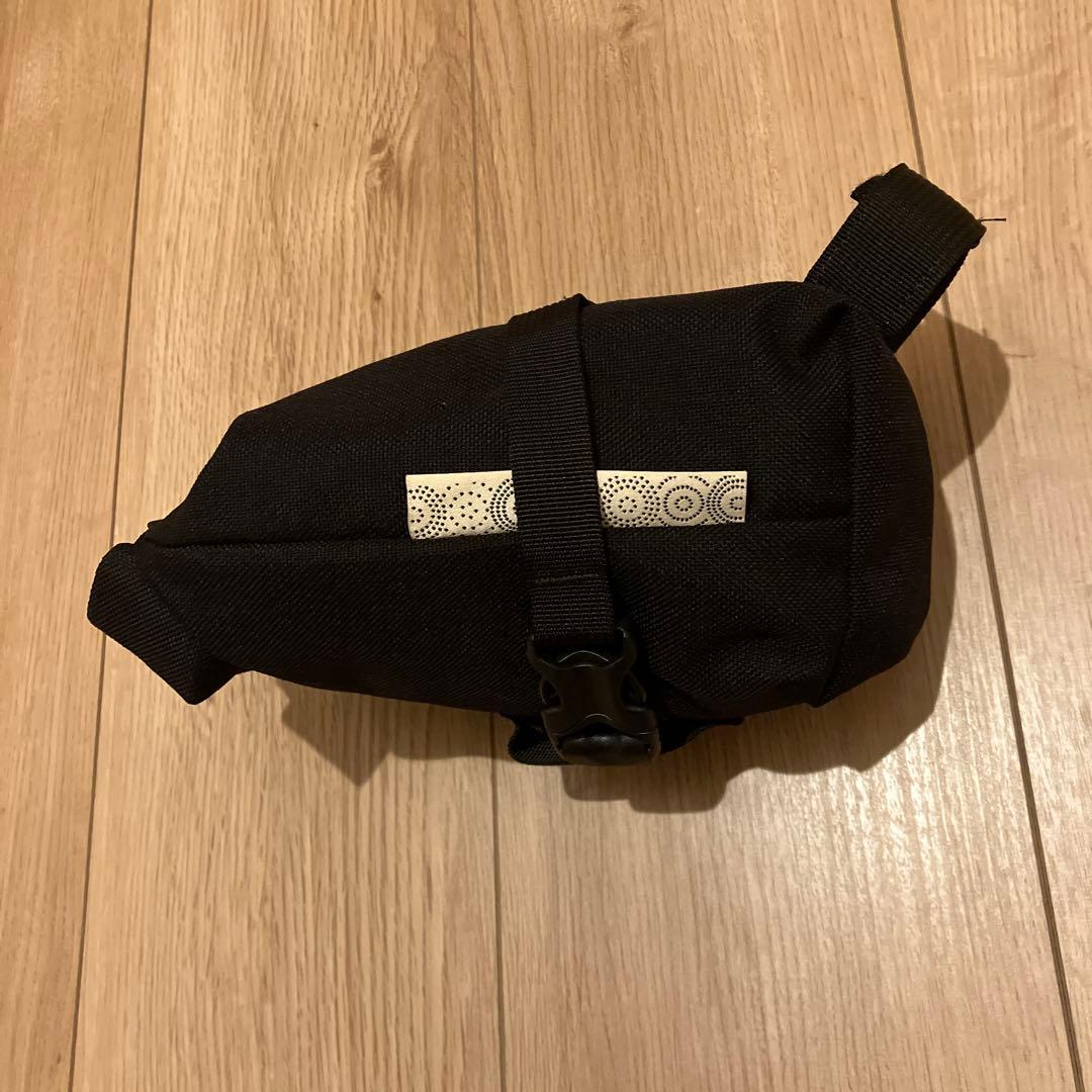 アクセサリー OUTER SHELL ADVENTURE Rolltop Saddlebag OUTER SHELL ADVENTURE】ROLLTOP SADDLEBAG | Humhumhug Online Shop