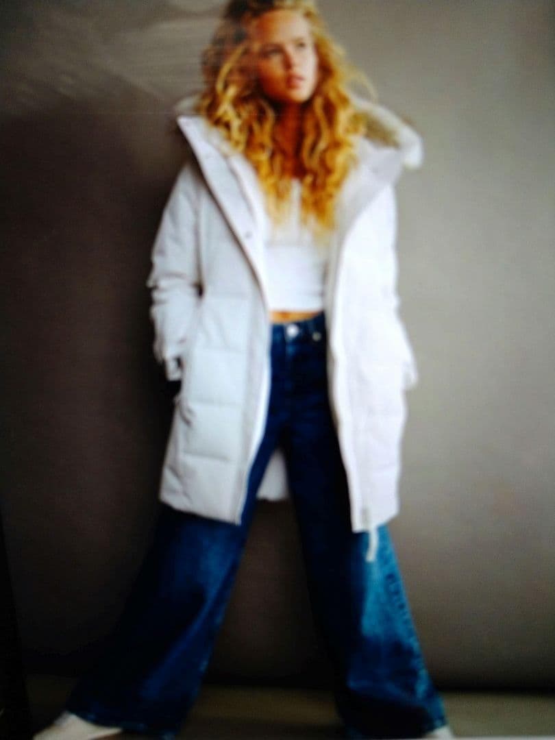 ZARAダウンコート　ロング丈　白　ファー ZARA（ザラ） ダウンコート ダウンジャケット アウター フード ベルト