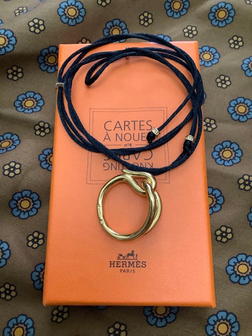 【美品】HERMES エルメス スカーフリング 《ジャンボ》ゴールド