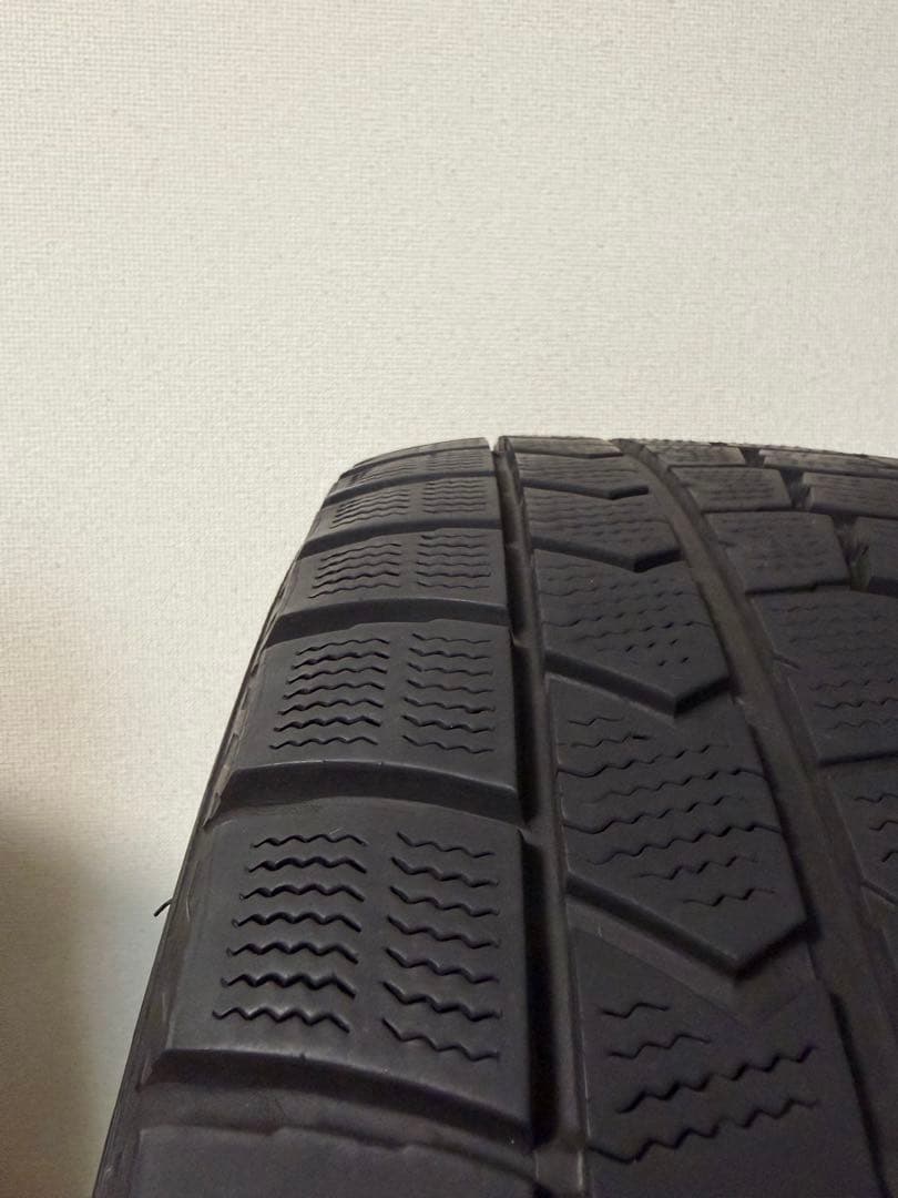 ★中古美品★ ベンツw205 スタッドレス　DUNLOP 225/50/R17