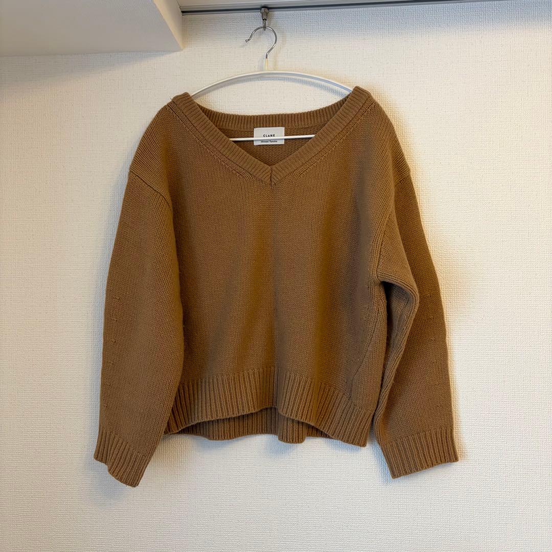 MINAMI TANAKA×CLANE V NECK KNIT TOPSベージュ - メルカリ