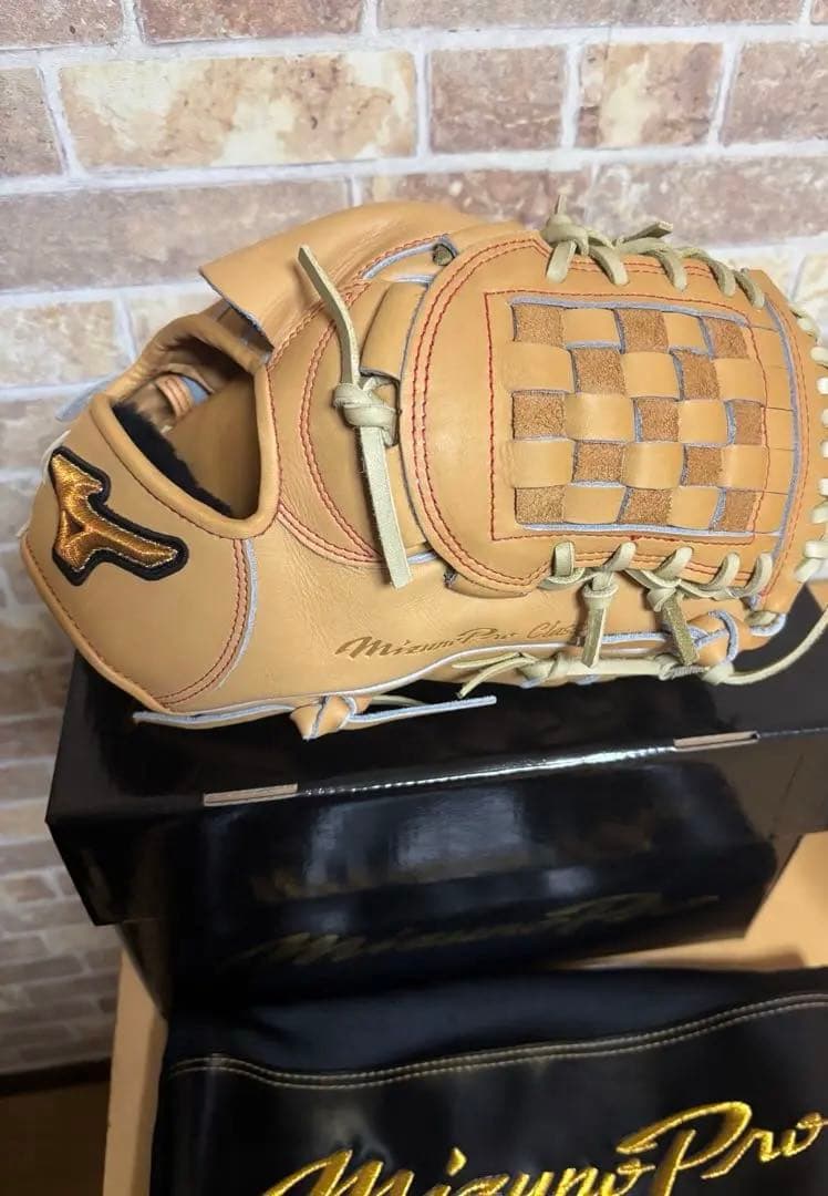 ミズノプロClassic 硬式グローブ ジャスミン 未使用 ミズノプロCLASSIC】硬式グラブ［ジャスミン］／投手用・内野手用・外