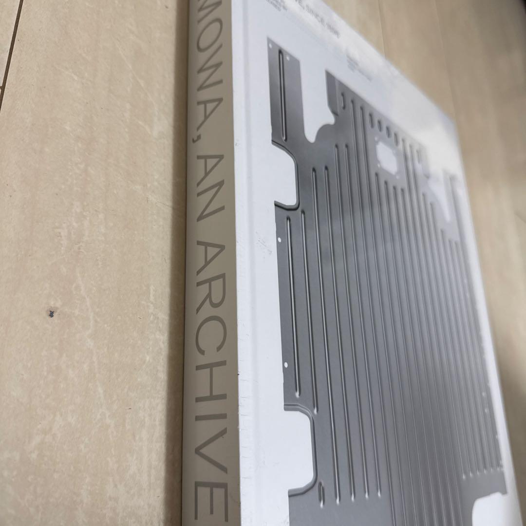 本RIMOWAアーカイブブック since1898裏一部傷あり