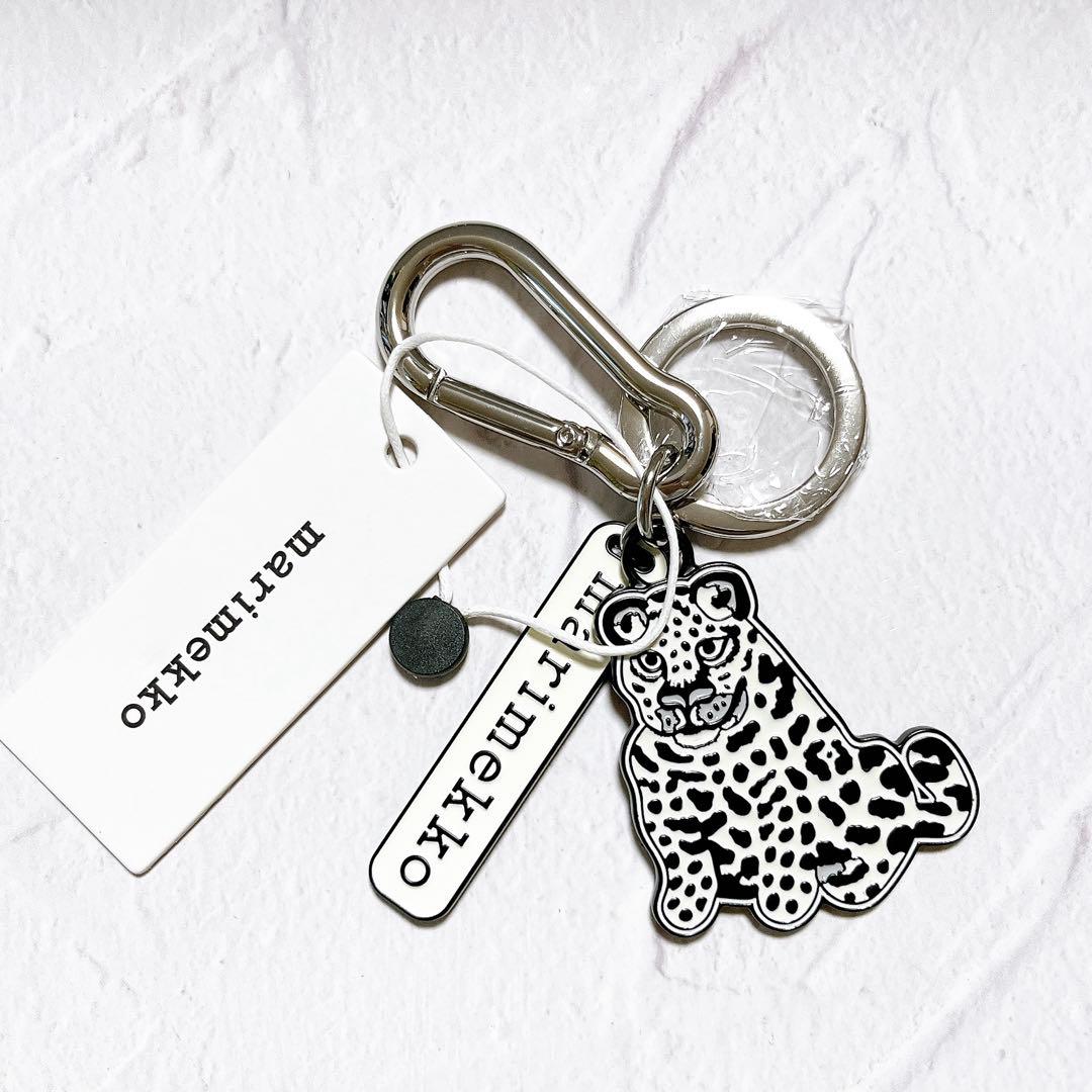 ♡残1♡マリメッコ キーチェーン　キーホルダー　カクソセット　猫　新品　海外限定 marimekko（マリメッコ） セール30%OFF キーチェーン ウニッコ