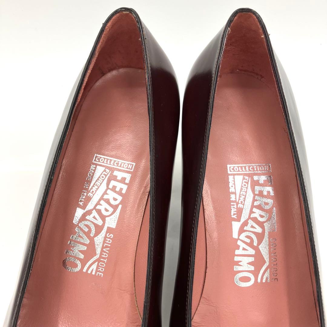 サルヴァトーレフェラガモ　パンプス　7.5C リボン バイカラー　本革
