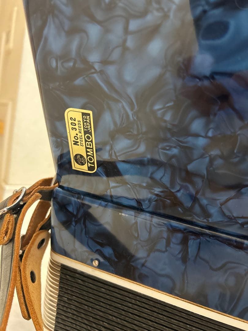 美品】TOMBO トンボアコーディオン No.302 ブルー 希少 - メルカリ