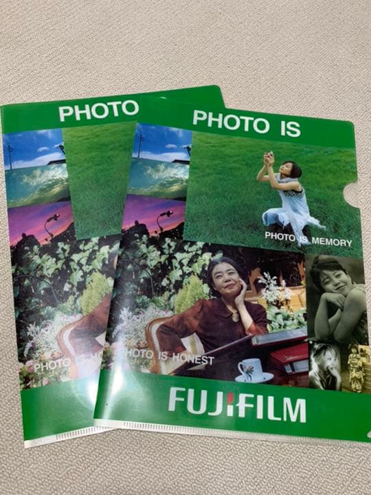 超貴重 PHOTO IS 樹木希林クリアファイル2枚セット早い者勝ち 老いの重荷は神の賜物 | 樹木 希林 |本 | 通販 | Amazon