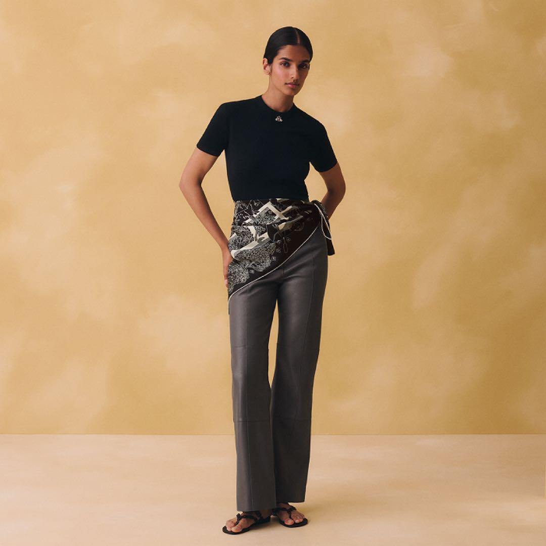 新品未使用　エルメス　26春夏新サウンド　カレ 90 《エスプリの旅立ち》