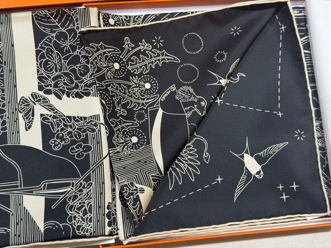 新品未使用　エルメス　26春夏新サウンド　カレ 90 《エスプリの旅立ち》