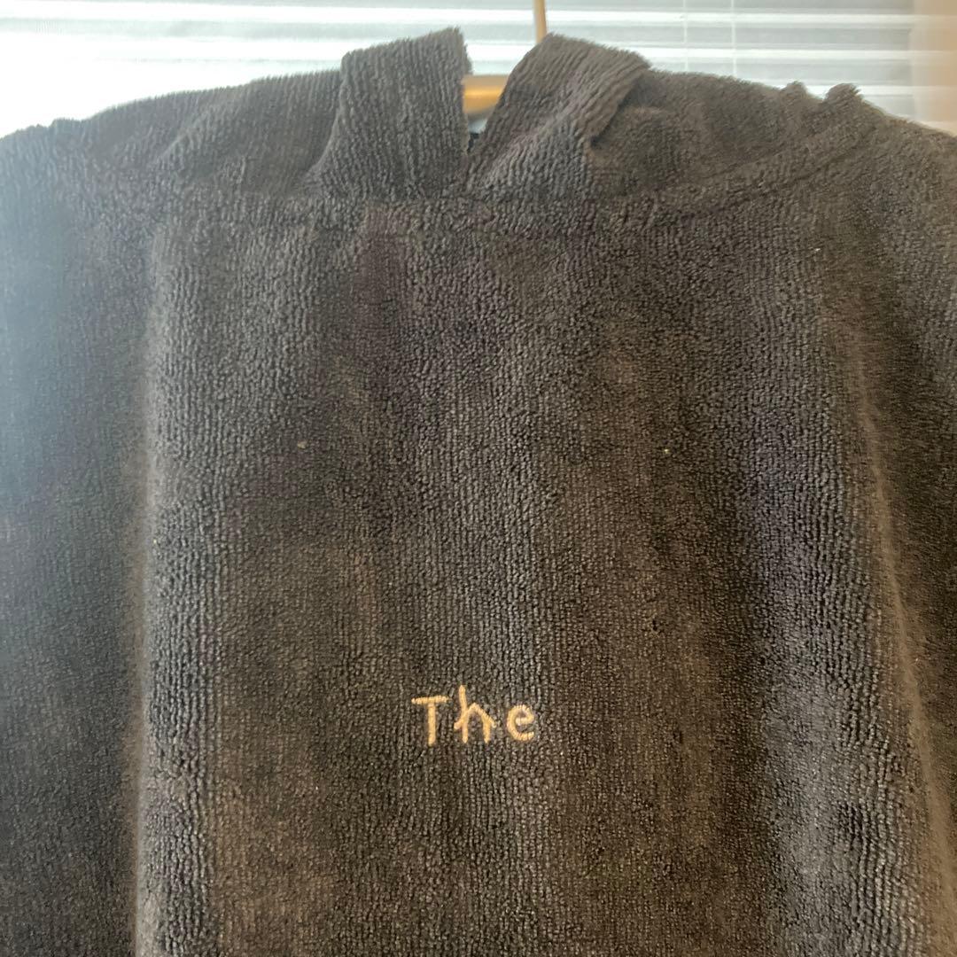 値下げ！「The Sauna」:サウナポンチョ 2色セット+サンダル 2足 - メルカリ