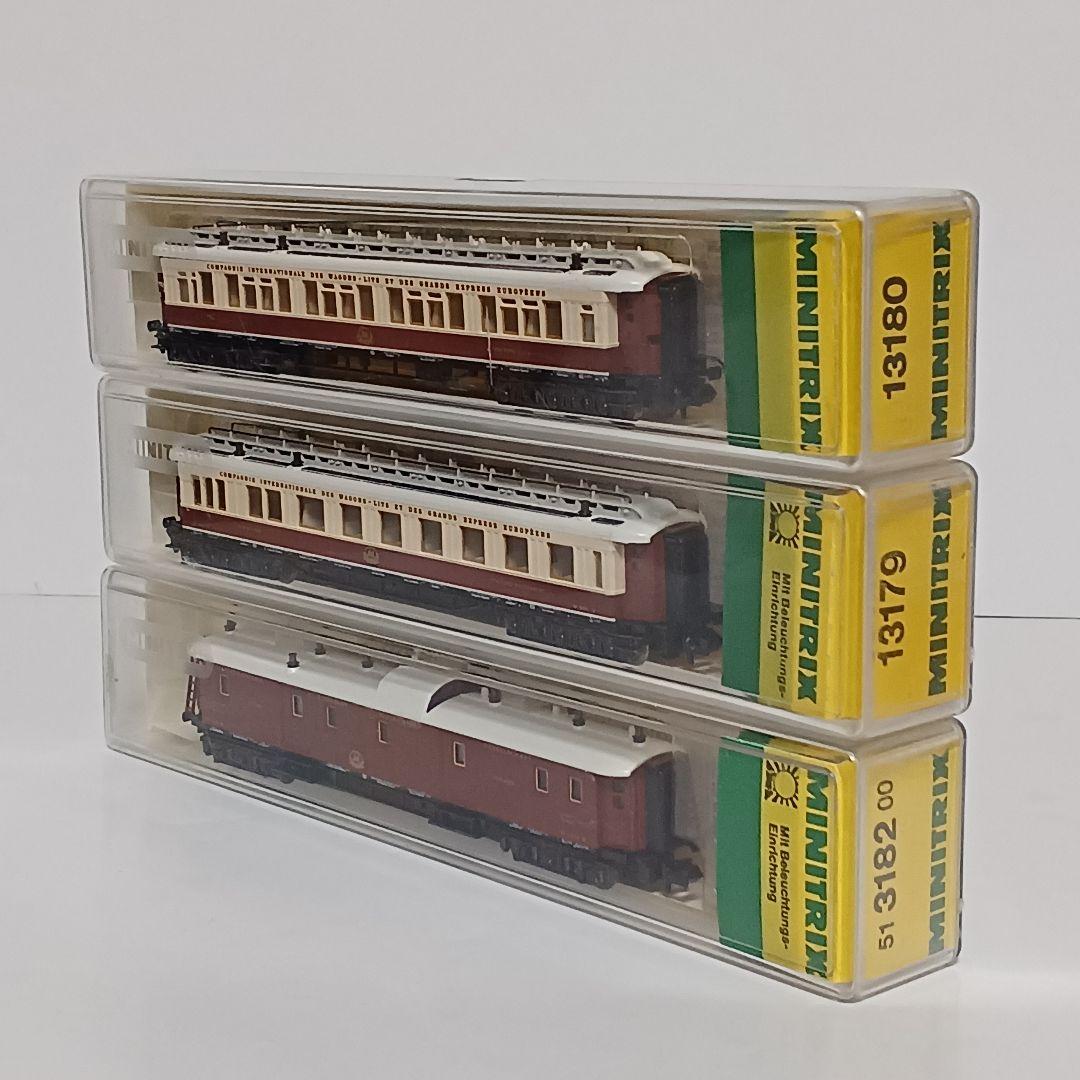 ミニトリックス Nゲージ ワゴン・リ 客車3両(食堂、寝台、荷物