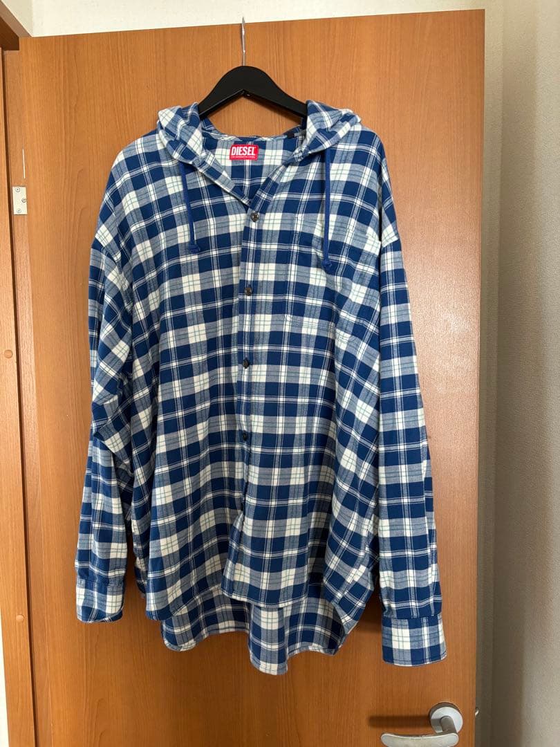 Diesel フード付きシャツ 50 コムドットやまと着用 コムドットのやまと&ひゅうがが着る、ディーゼルの最新コレクション