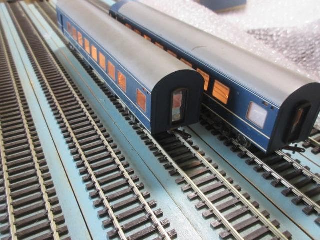 国鉄 20系 特急形緩急客車 2両セット HOゲージ (金属製・カツミ製）