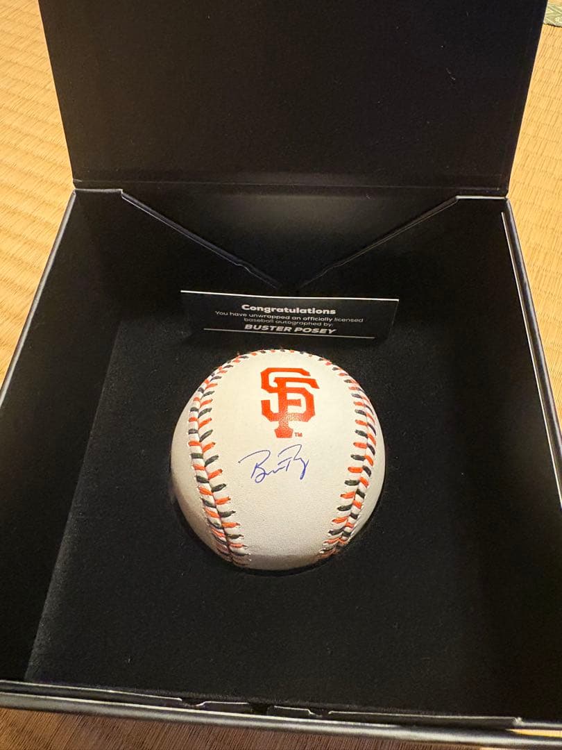 バスターポージー直筆ロゴ入りサイン入りボール 直送】 球団殿堂入り記念 ロゴ入りMLB公式ボール「イチロー」直筆