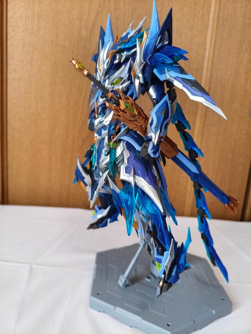 摩動核　天佑星 龍胆虎将 趙雲 玉蘭白龍駒付き MNP-XH05　素組み完成品