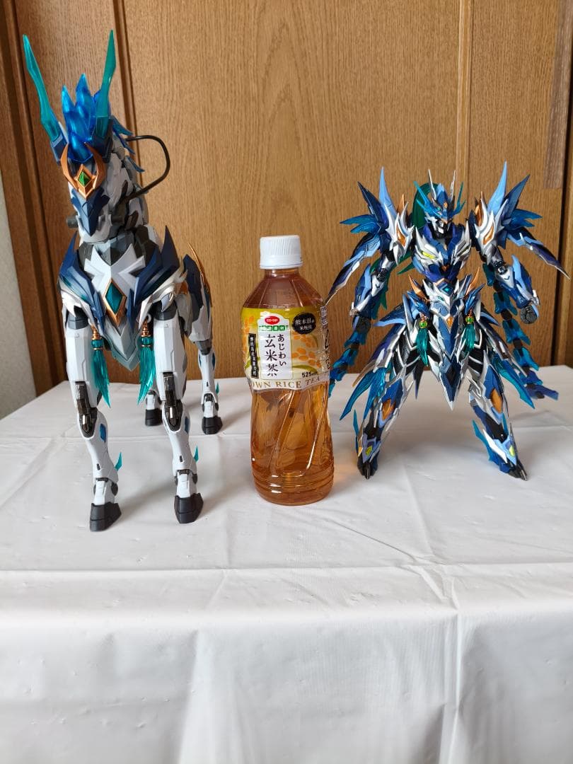 摩動核　天佑星 龍胆虎将 趙雲 玉蘭白龍駒付き MNP-XH05　素組み完成品