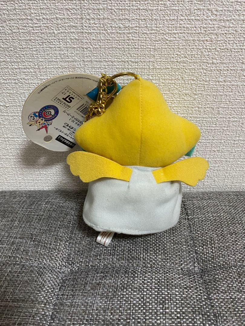 【新品・タグ付き】 ポケモン ジラーチのポンチョをきたピカチュウ マスコット