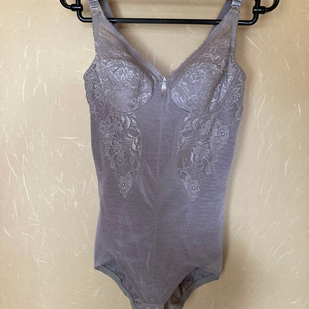 最終値下げ》ダイアナ 補正下着 【C85LL】ボディースーツ - メルカリ